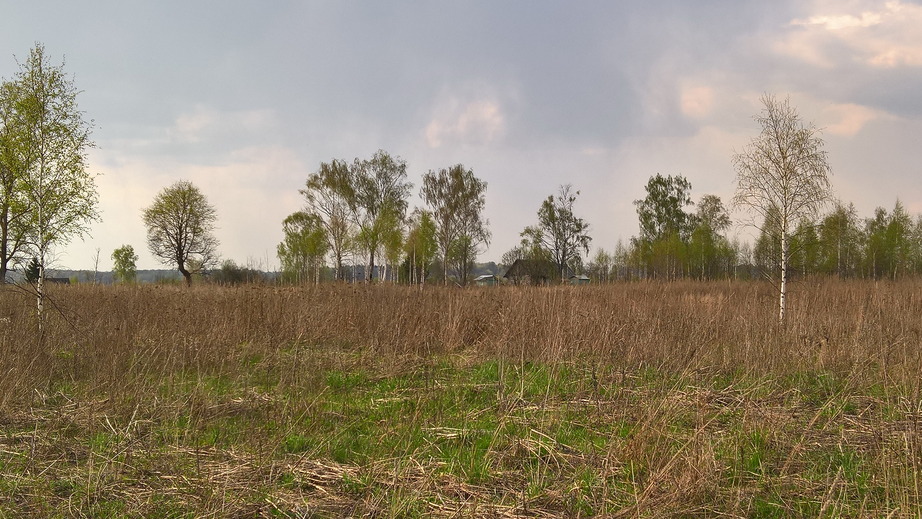 Village in the distance / Видна деревня