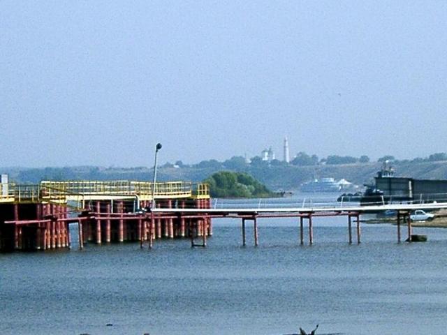 Bolgar quay with Moslem minaret and Russia church on the horizon