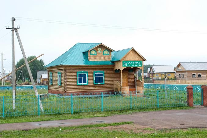 Музей в Староболтачево -- The museum in Staroboltacevo