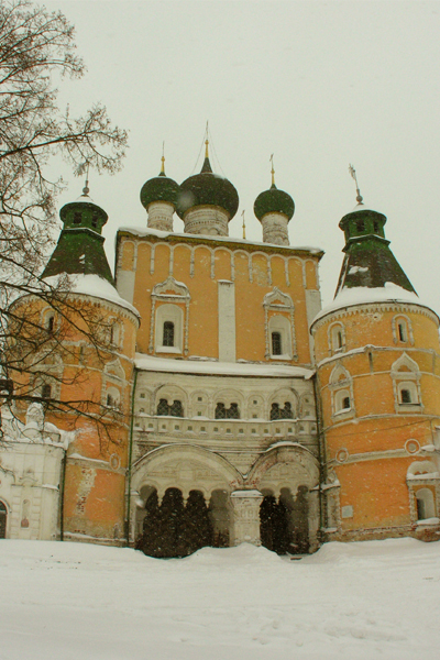 A main entrance to Borisoglebsky friary