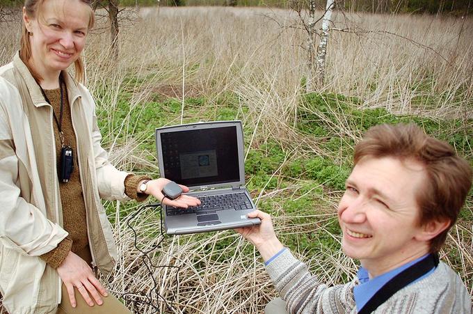 Olga and Val celebrating the confluence point