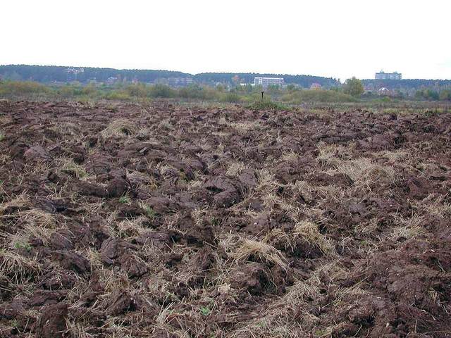 Свежая пашня и Закамск вдали / Arable land and Zakamsk in the distance