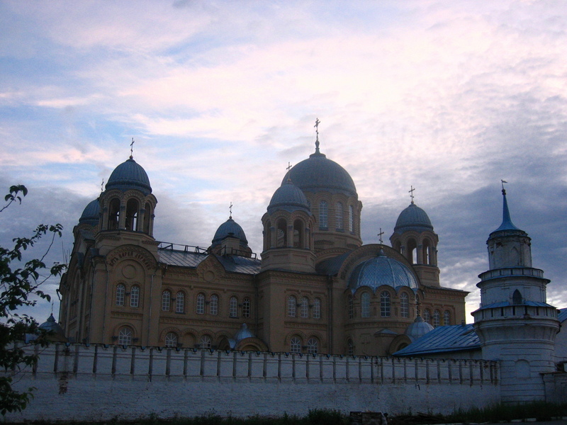 Cathedral and fortress in Verkhotur'ye