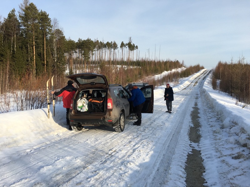 Parking in 400 m from the Confluence