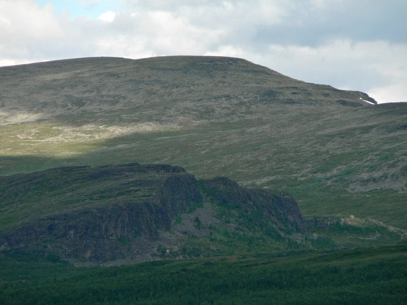 View NNE to the CP, which is 60 m in altitude below the top