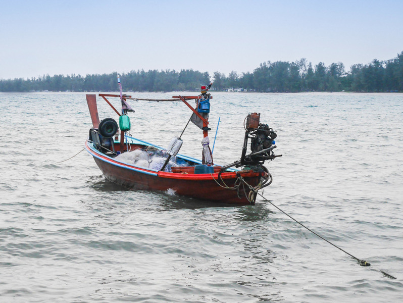 Long Tail Boat