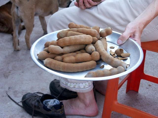 Refreshments after the hike - Tamarinds (photo by C.M.)