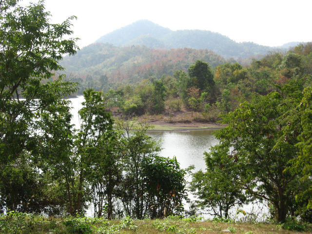 Reservoir close to confluence