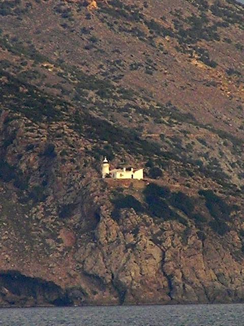 A closer view West: Cape Anamur lighthouse