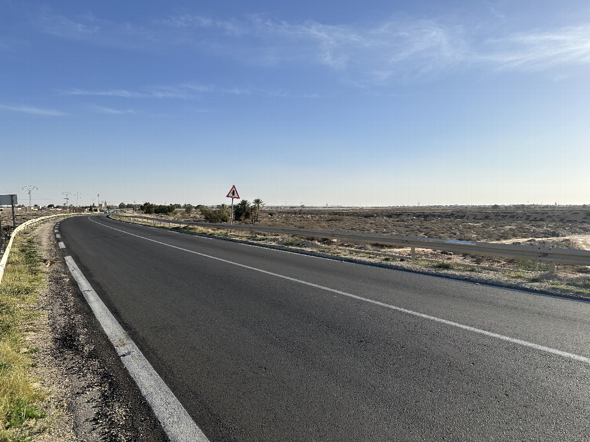 Main Road right next to the confluence