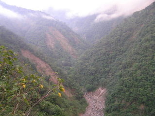 #1: Looking northeast on the trail 1500 meters from the confluence.