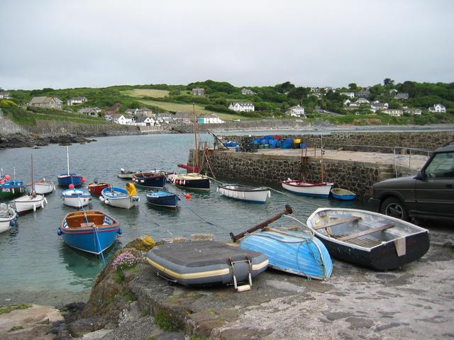 Coverack harbour