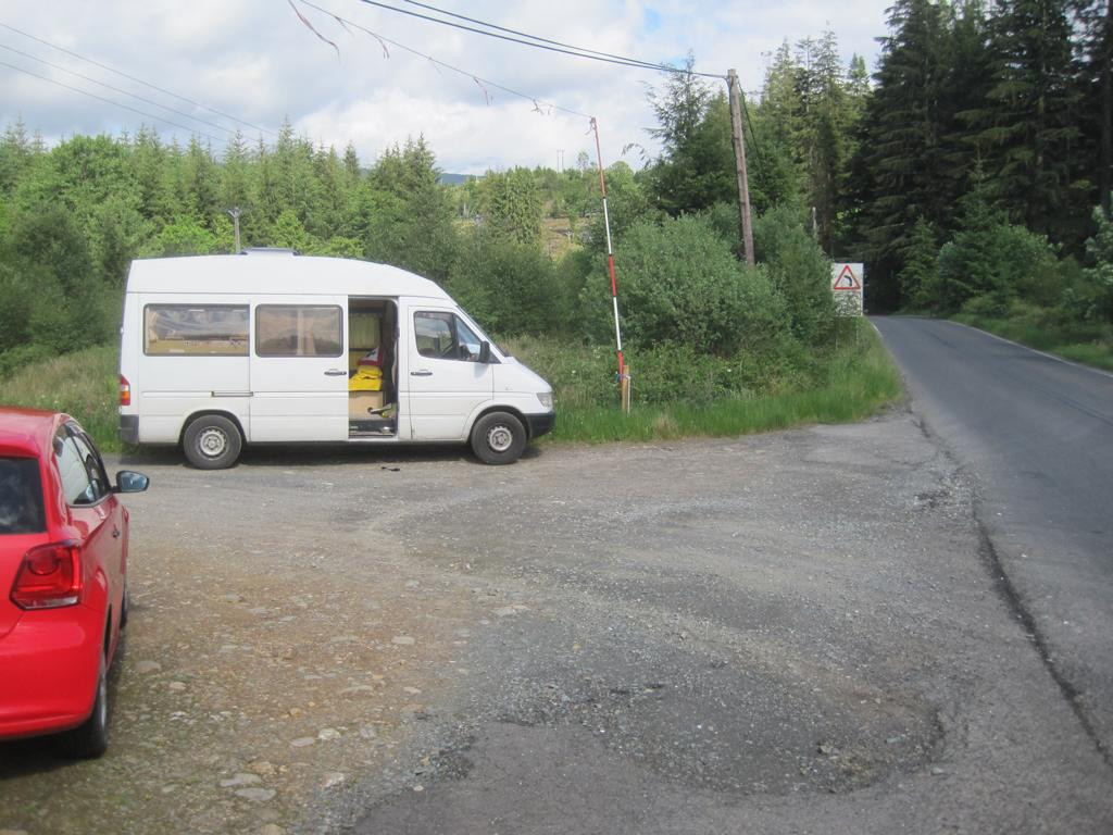 parking at junction B 836