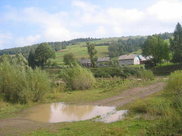 До слияния 150 метров - 150 meters to confluence