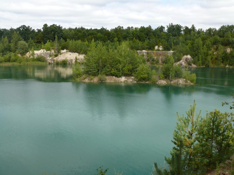 Заброшенный карьер / Deserted quarry