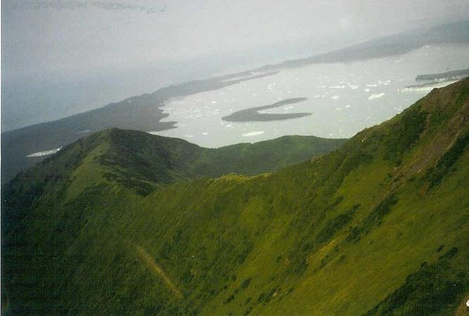 Close up of the ridge above the CP, through the haze and window glare.