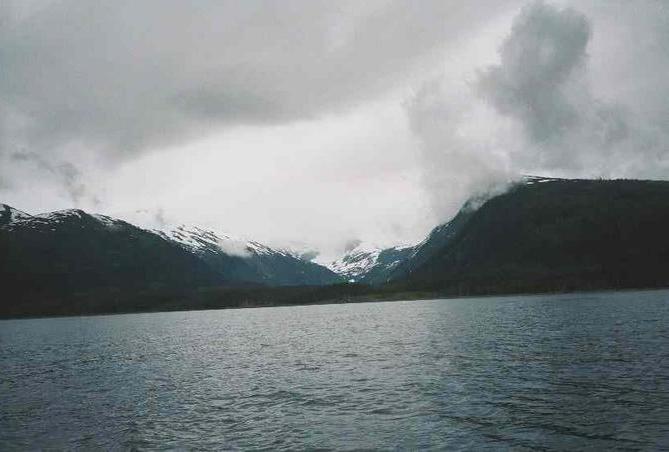 Looking east from the confluence