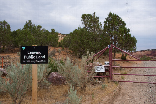 #1: This gate - 2.8 miles East of the point - stymied my attempt to visit this confluence point