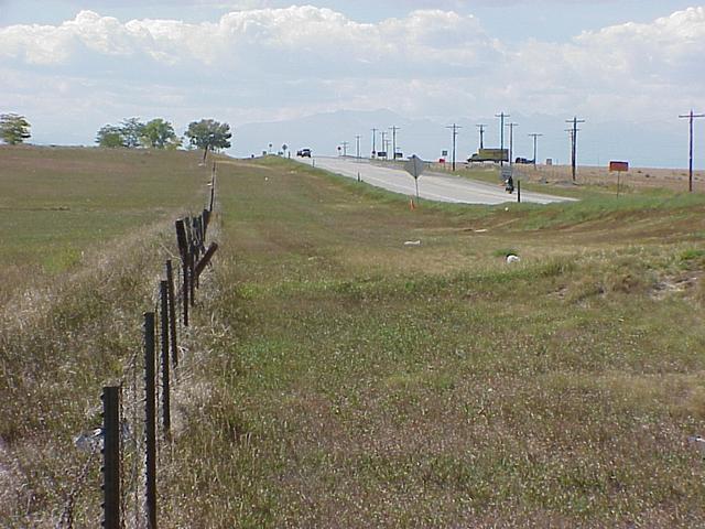 View to the west along Baseline Road, 40 degrees north.