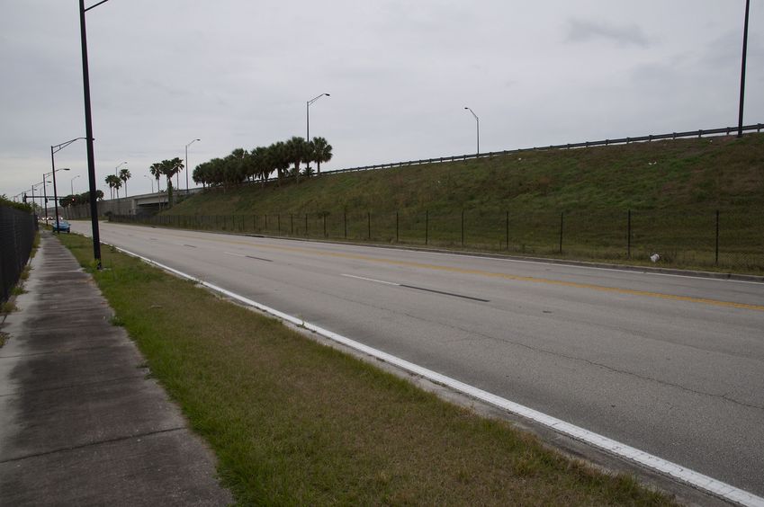 View South (towards the start of the onramp)