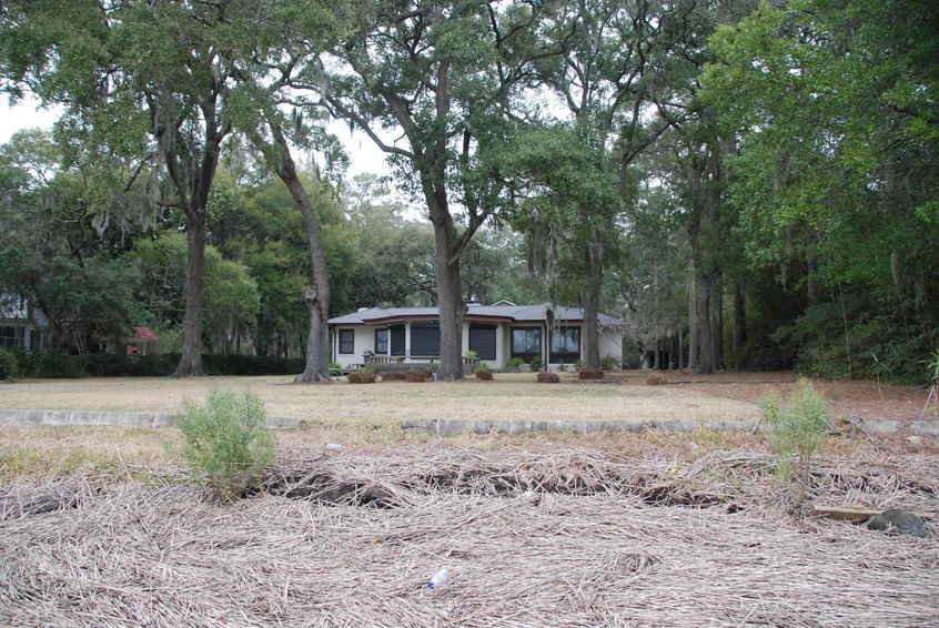 View east - the property the Confluence point belongs to