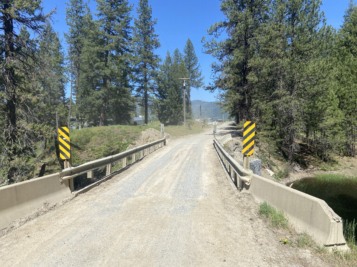 The closest road to the Confluence point.  