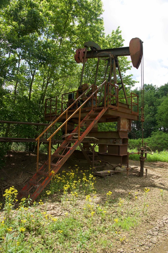 An old oil well next to the lake