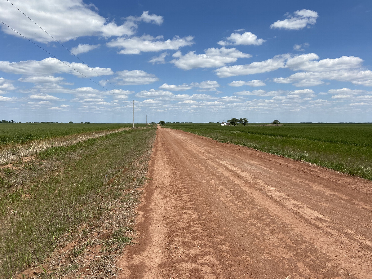 State line road looking due East with Kansas on the left and Oklahoma on the right.