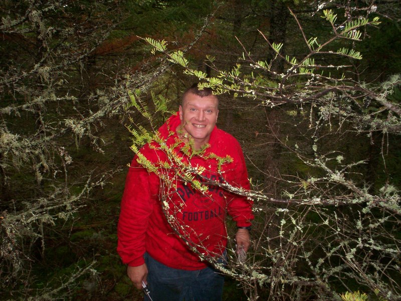 A happy Chris to the West of the confluence