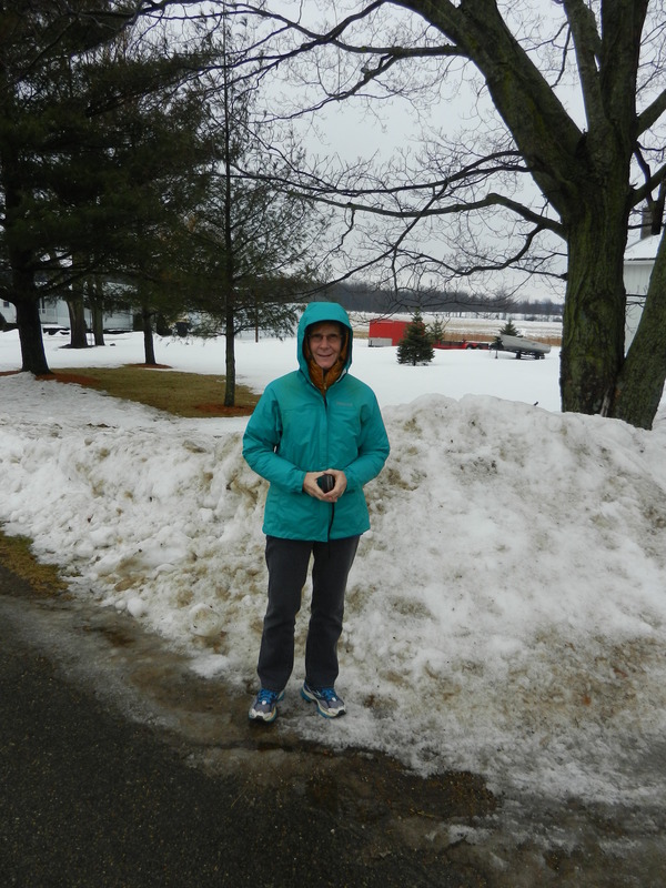 The Confluence Support Team decides to hug the edge of the snow-free Bidwell Road