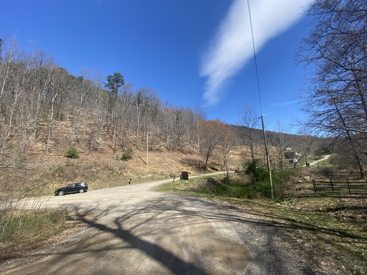 My starting point for the hike to the confluence point. 