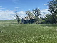 #11: Abandoned buildings south of the confluence point 