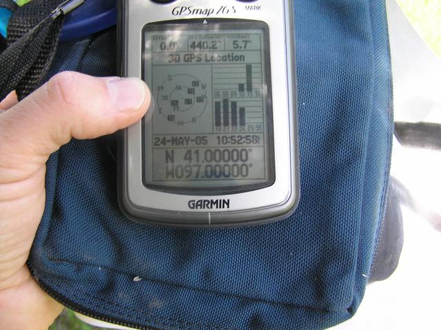 GPS reading at the confluence site.