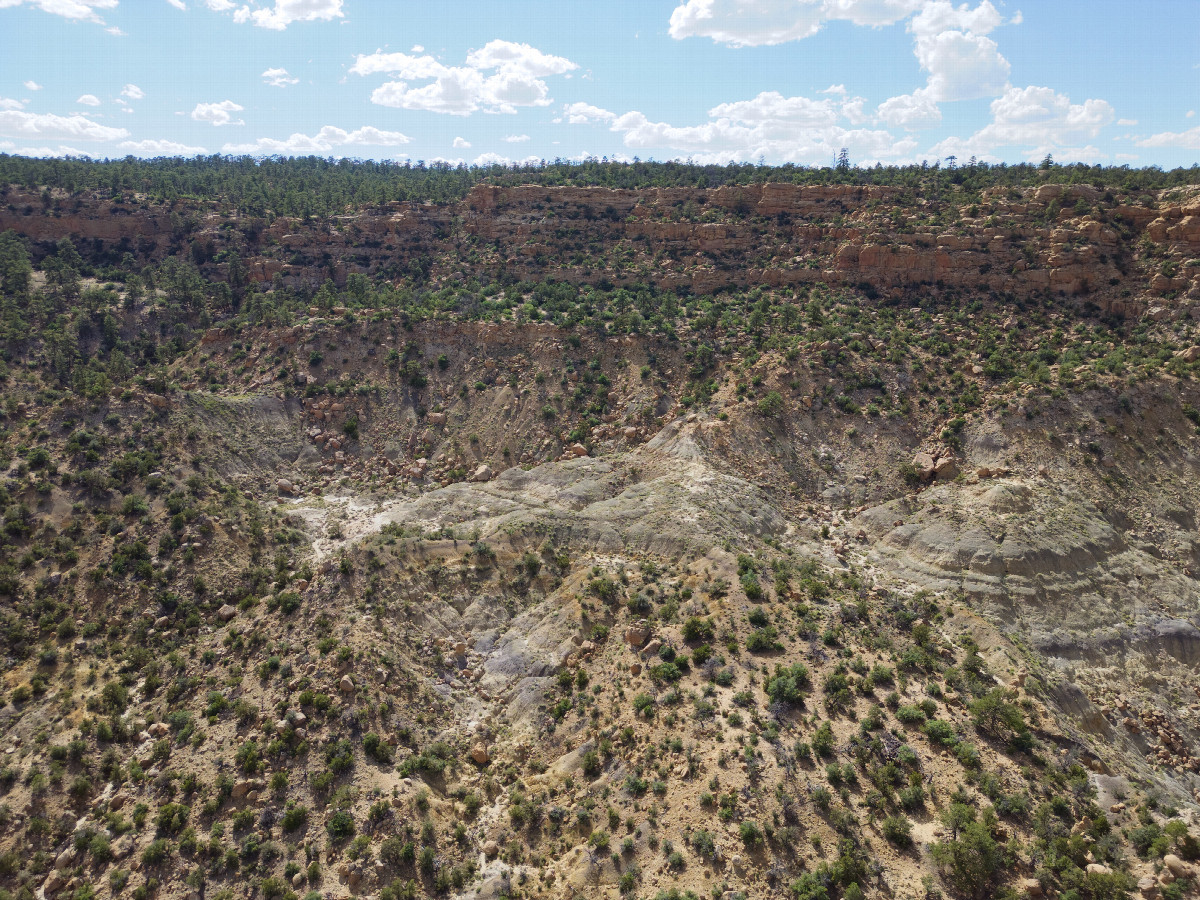 View West (towards "The Kerski Kliffs"), from 120m above the point