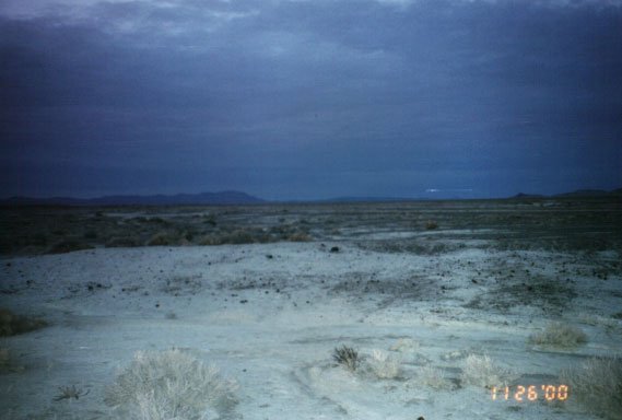 A picture of unremarkable terrain surrounding the confluence.