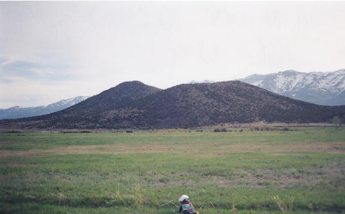 Closer look at Signal Hill to the west.