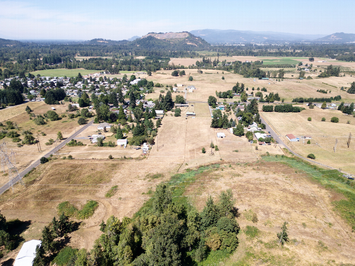 View North (towards the Springfield Quarry), from 120m above the point