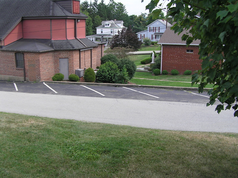 Looking southeast from the confluence point.