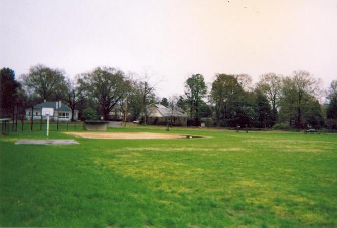 Looking east from the confluence