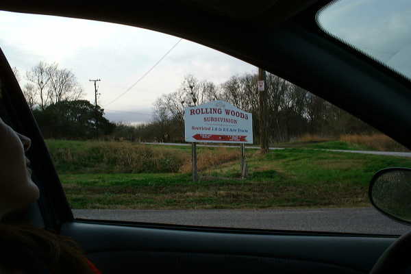 Rolling Woods subdivision sign