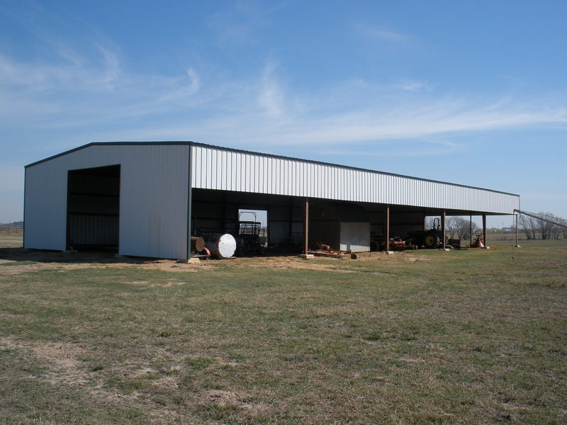 Close-up on the shed to the North