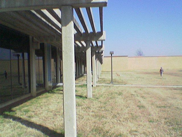 General view of the confluence while facing North