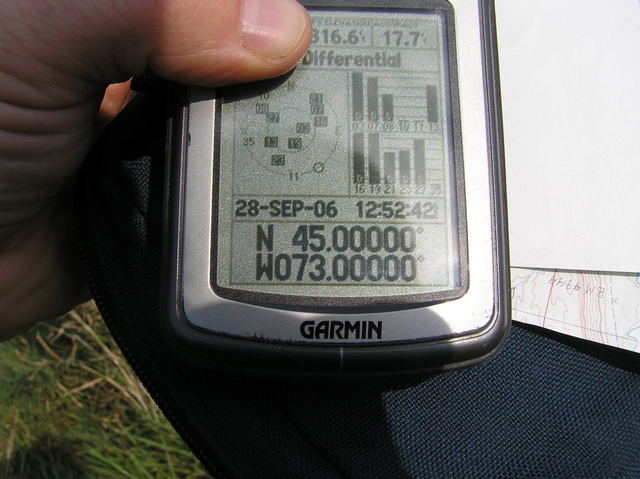 GPS reading at the confluence site.