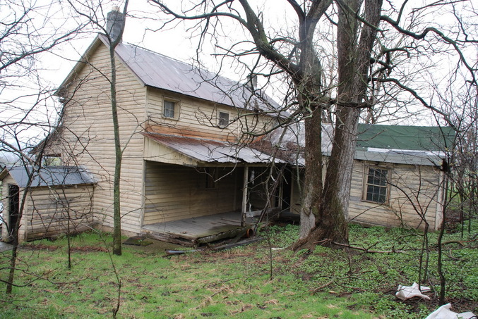 The abandoned house provided easy access to the CP