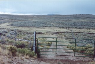 #1: Locked gate at Yellow Creek.  Confluence is 4.66 kilometers to the SW.