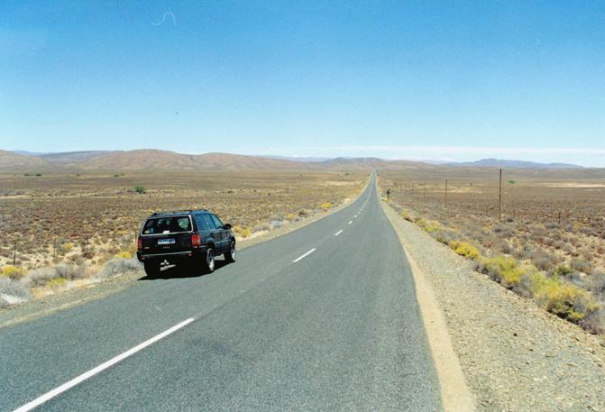 Road to Matjiesfontein