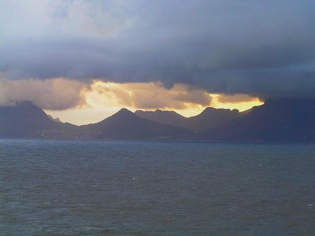 View to Cape Peninsula shortly after sunrise